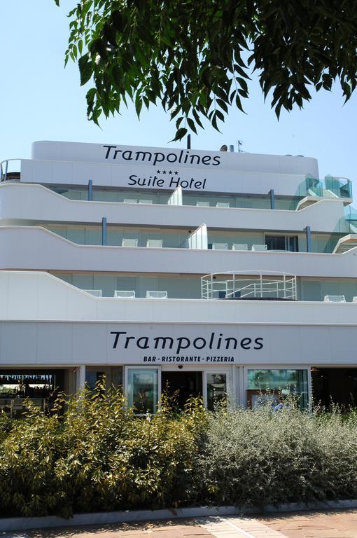 Trampolines Suite Hotel Riccione Exteriör bild